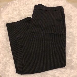 Old Navy Pinstripe Elastic Waist Capri Pants